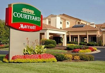 Courtyard By Marriott Airport Hotel 3*