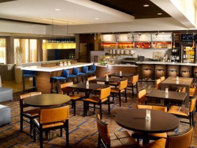 Courtyard By Marriott Airport Nashville